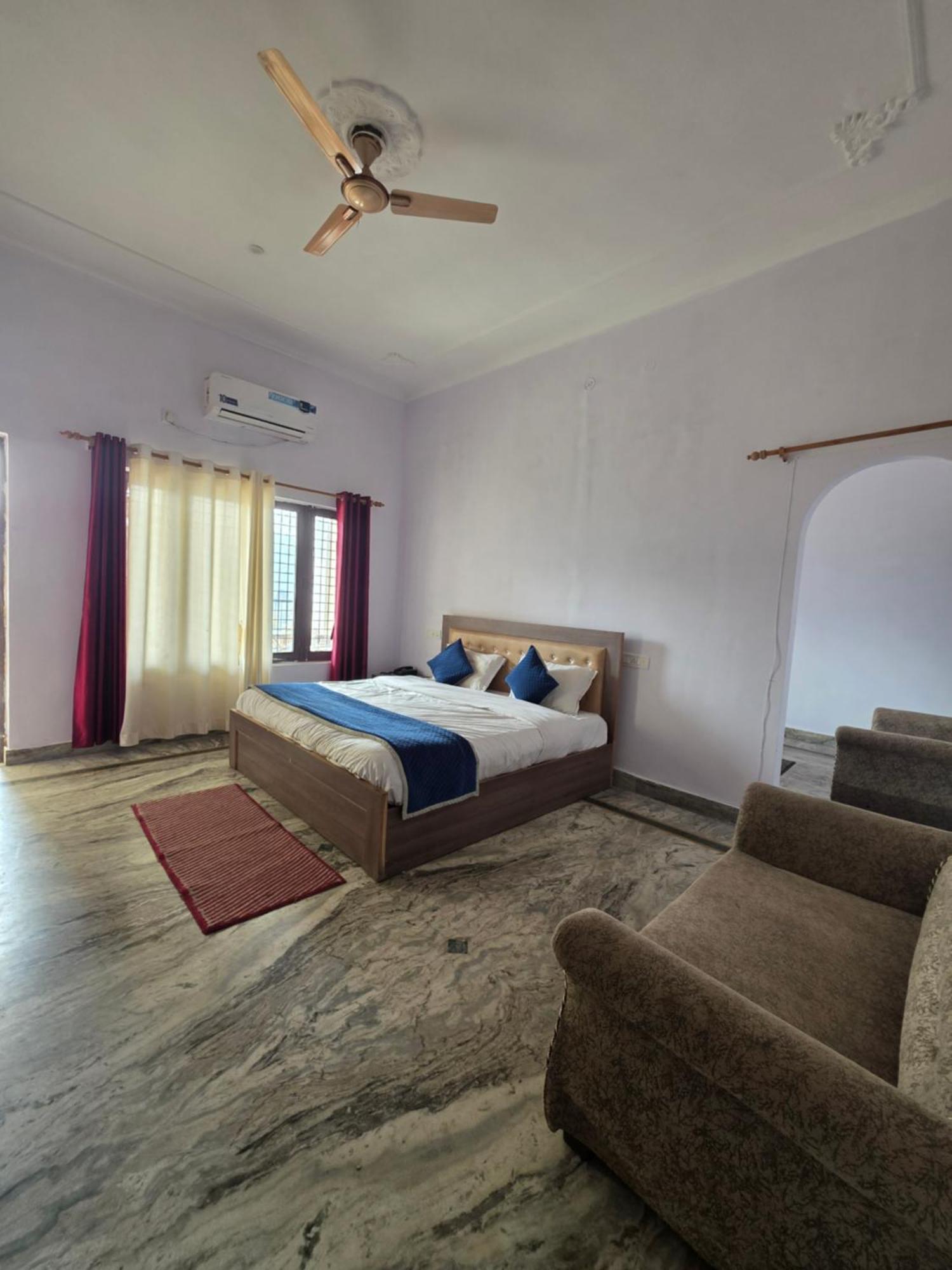 Siddhi Vinayak Hotel And Banquet Bhīm Tāl Εξωτερικό φωτογραφία